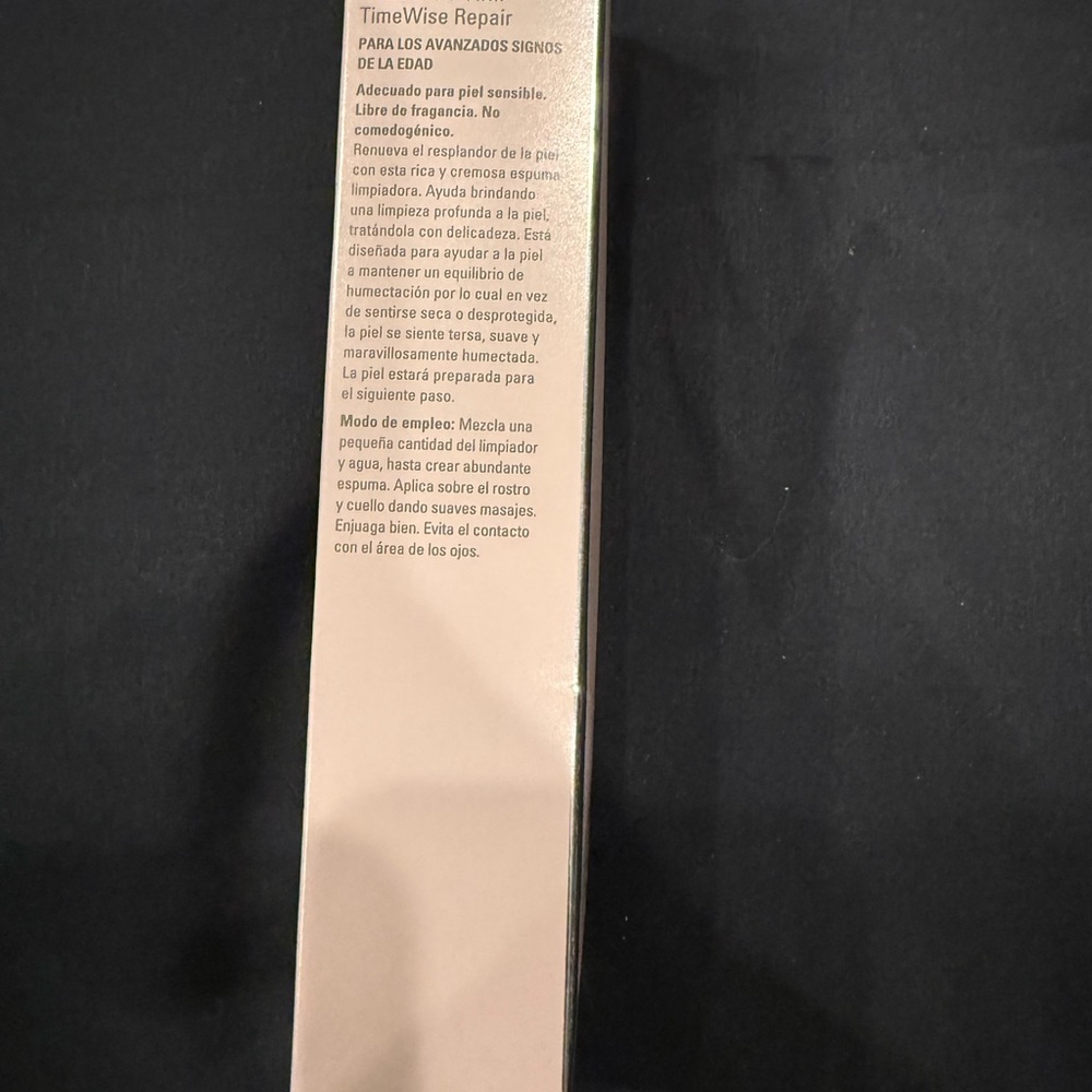 Mary Kay TimeWise Repair Volu-Firm Foaming Cleanser - New in Box - Picture 4 of 6